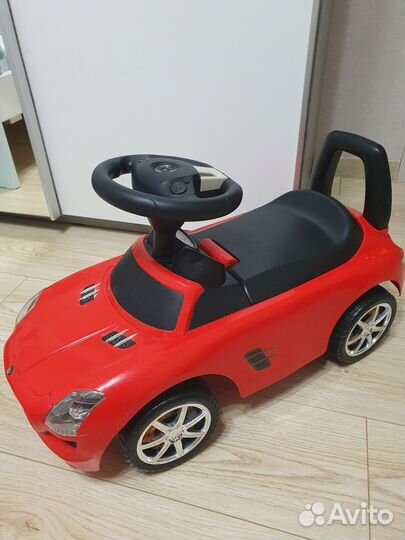 Машинка-каталка mercedes