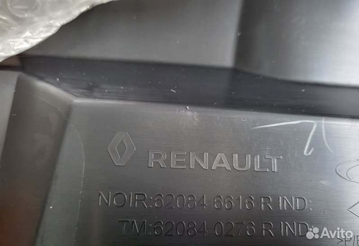 Накладка переднего бампера передняя Renault Duster