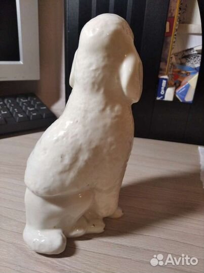 Фарфоровая статуэтка