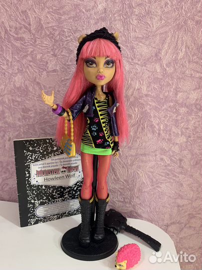 Кукла Монстер Хай Хоулин Вульф