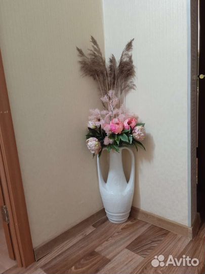 Ваза с цветами