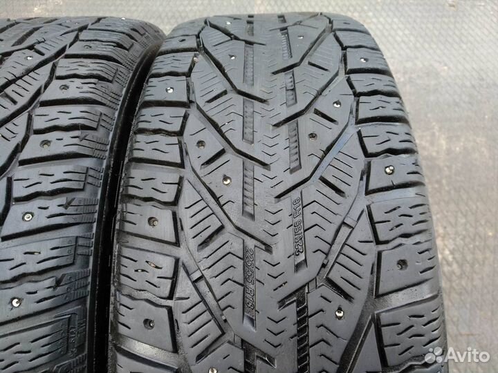 Tigar SUV Ice 225/55 R18 102T