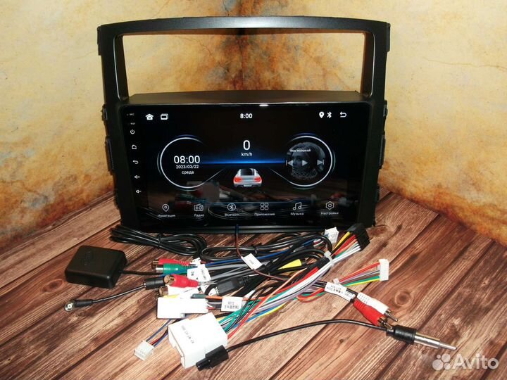 Магнитола на Mitsubishi Pajero 4 Android GPS