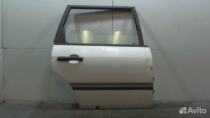 Стекло боковой двери Volkswagen Passat 4, 1995