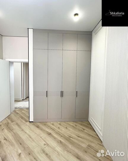 Шкаф распашной створчатый