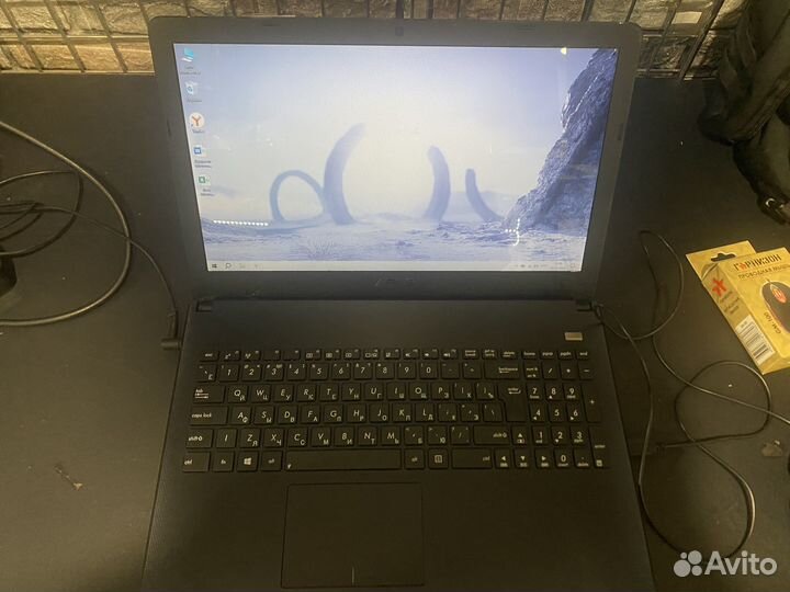 Ноутбук Asus