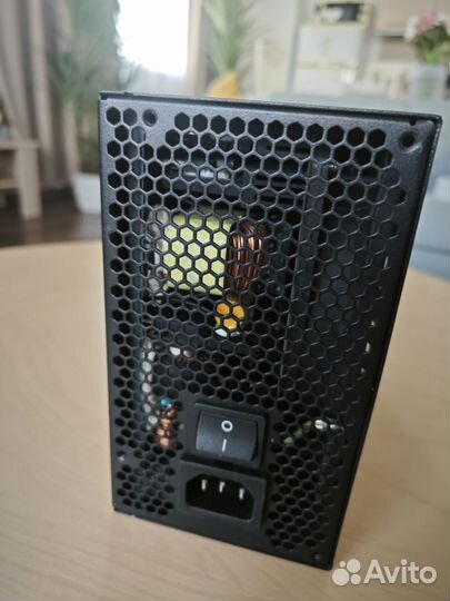 Блок питания ZM1000-EBT 1000W Gold