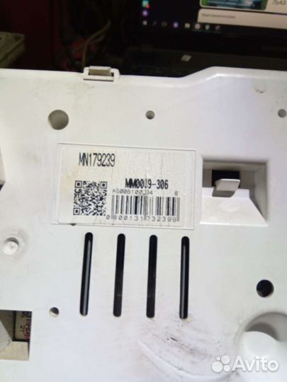 Приборная панель mitsubishi l200