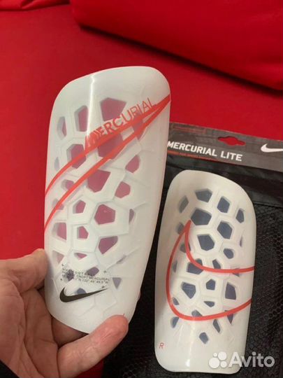 Щитки футбольные nike mercurial