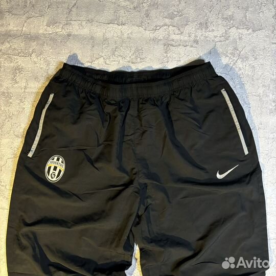 Винтажные широкие штаны Nike Juventus 98's