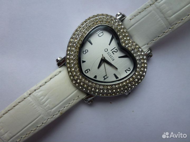 Наручные женские часы Morgan