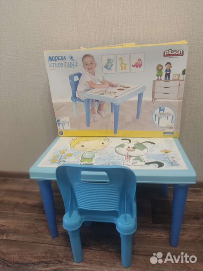 Детский стол и стул