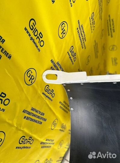 Пластиковый лоток автобетоносмесителя