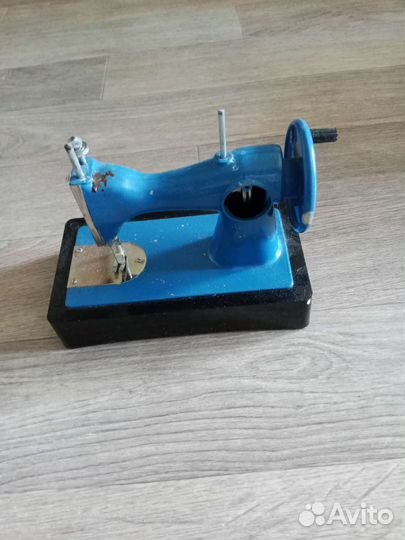 Швейная машинка игрушка