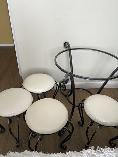 Стул кованный