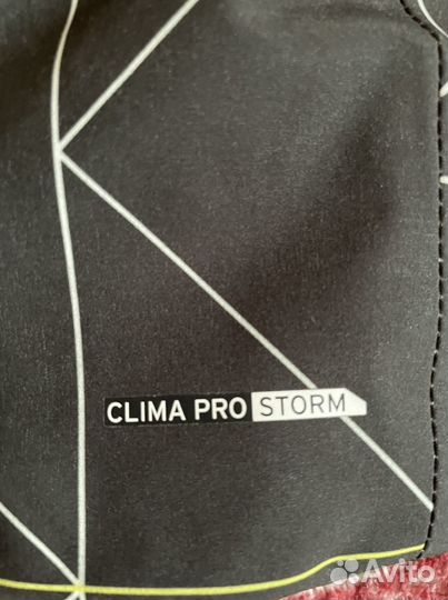 Куртка горнолыжная