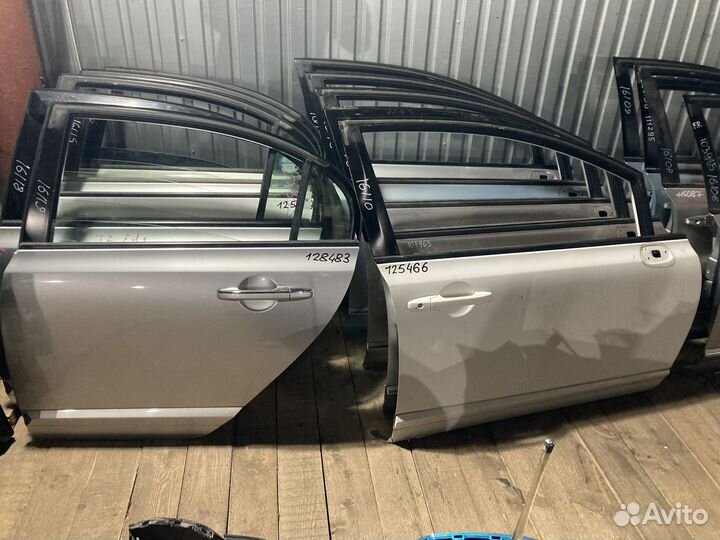 Дверь Honda Civic 4D