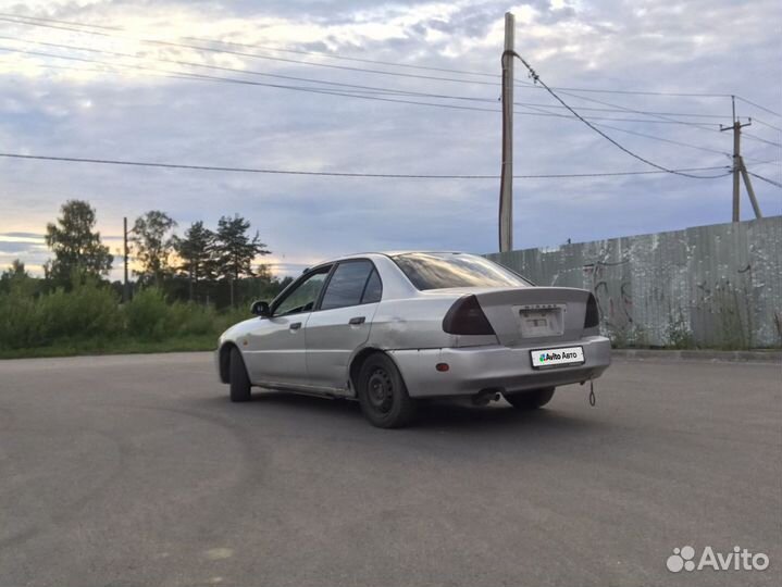 Mitsubishi Mirage 1.8 AT, 2000, 214 000 км