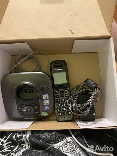Беспроводной телефон Panasonic KX-TG6421