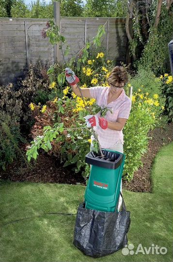 Садовый измельчитель Bosch AXT Rapid 2000