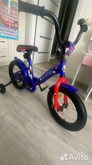 Детский велосипед четырехколесный