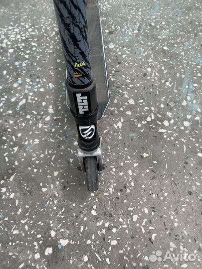 Трюковой самокат oxelo