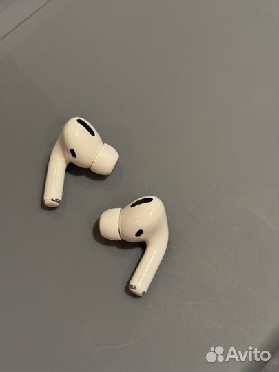 Наушники airpods pro