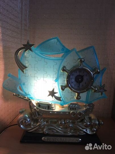 Настольный светильник с часами (экслюзив)