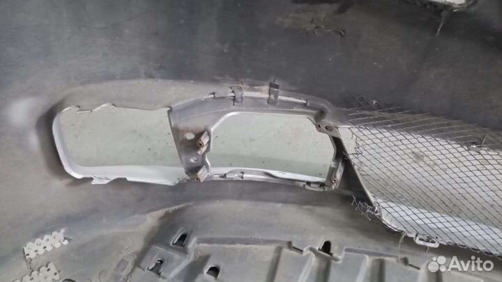 Бампер от Хонды accord 7