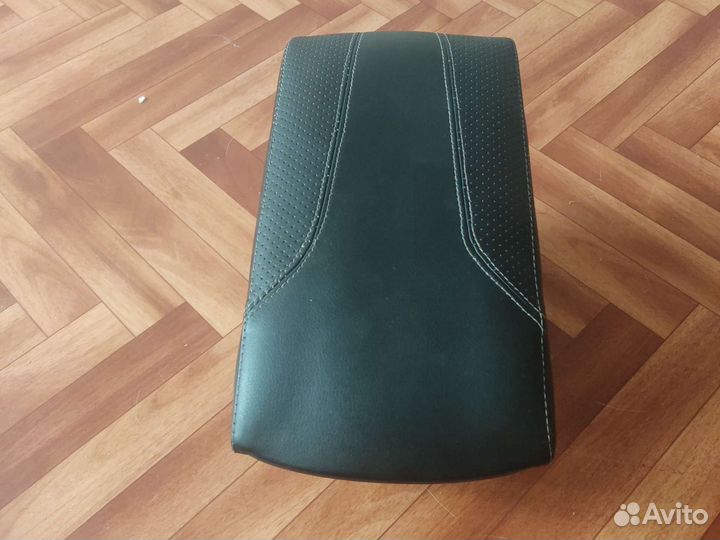 Подлокотник skoda octavia a7