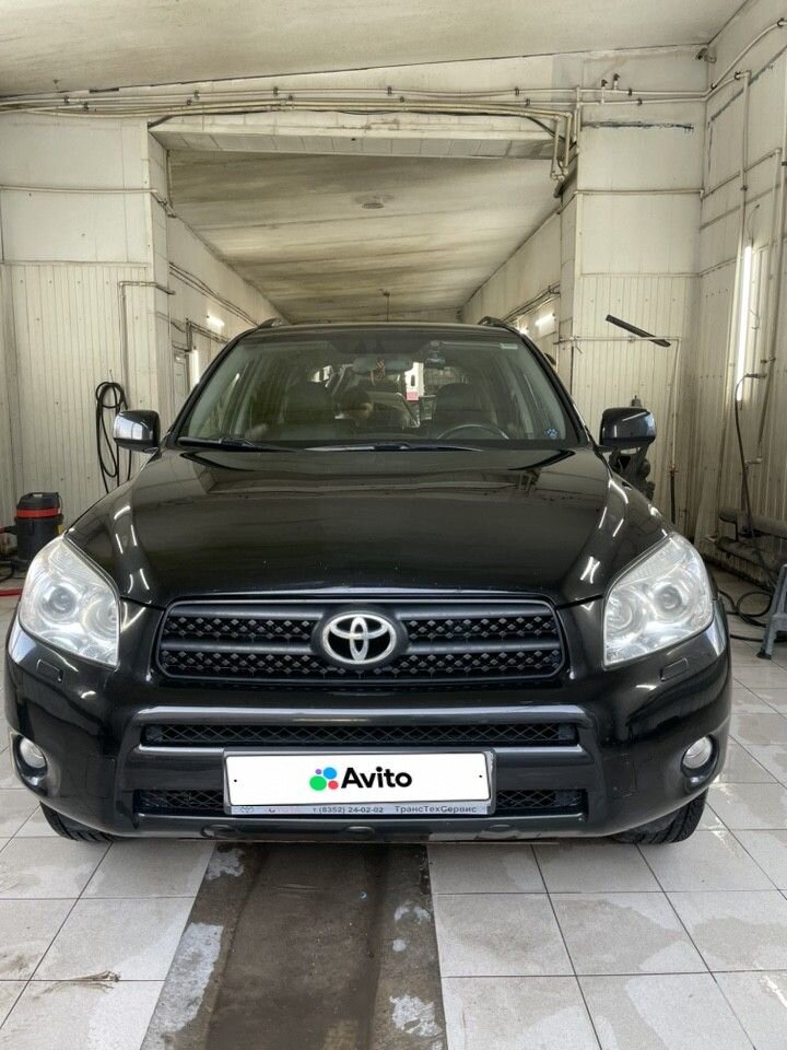 Toyota RAV4: фото владельца