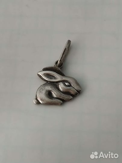 Кулон знак Зайчик и буква В серебро СССР винтаж
