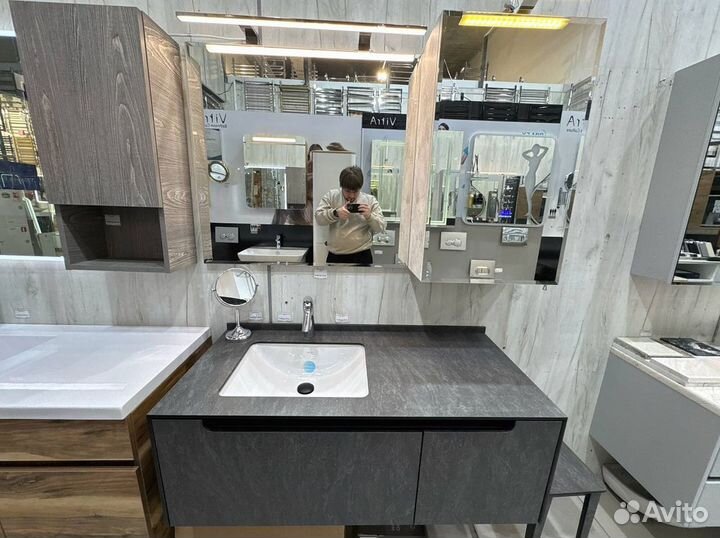 Комплект мебели для ванной на заказ с доставкой