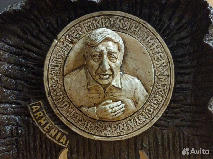 Статуэтки сувениры