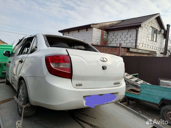 LADA granta в разборе
