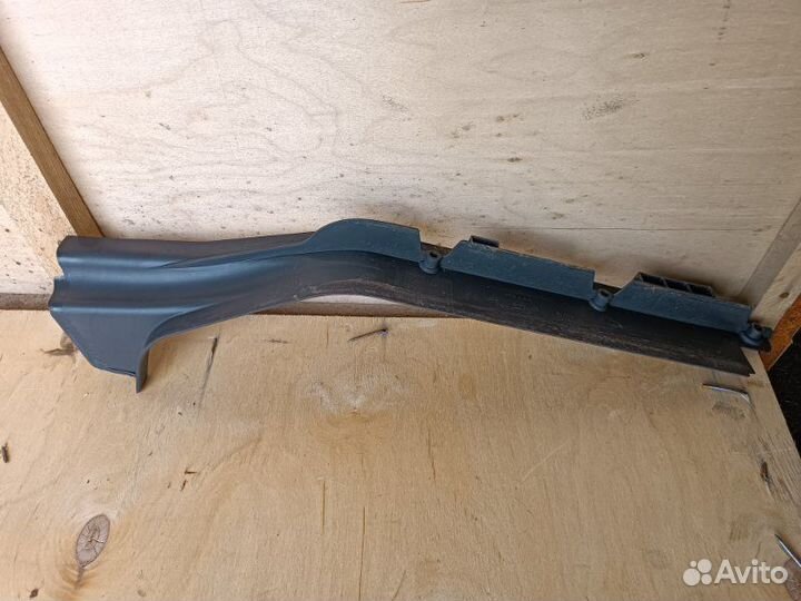 Накладка порога передняя правая Man Tgx