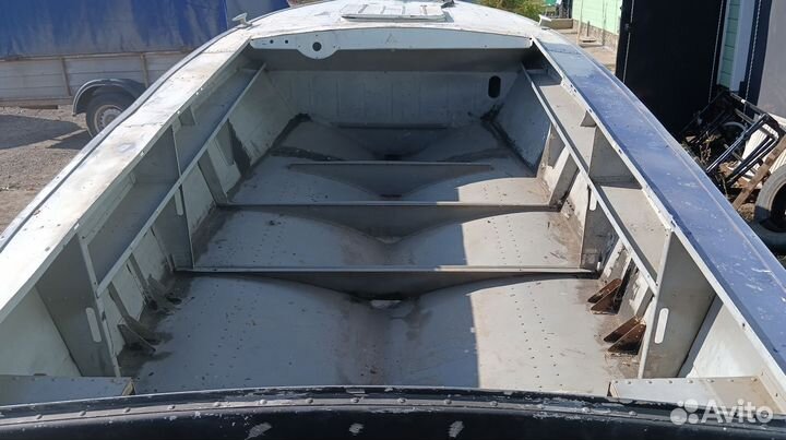 Лодка Прогресс 4