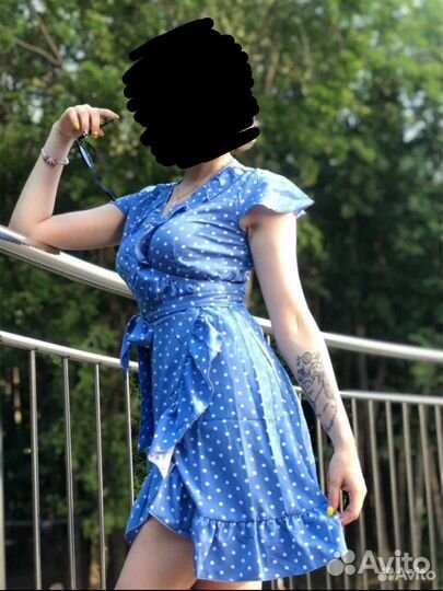 Платье в горошек