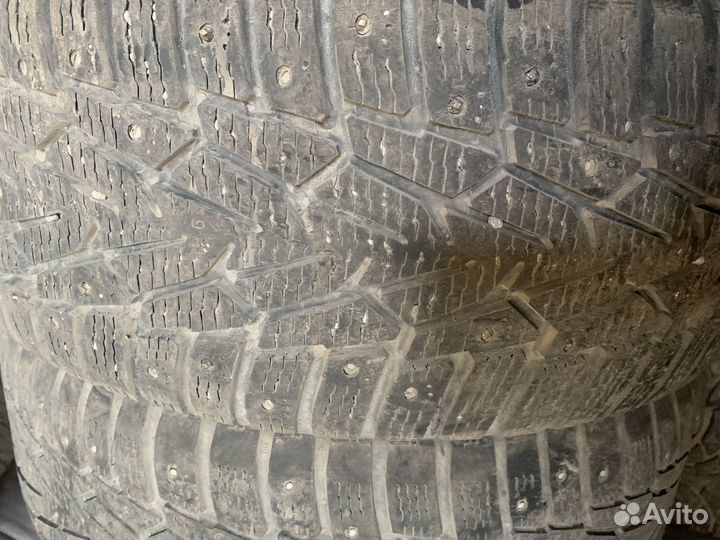 Nokian Tyres Hakkapeliitta 7 215/55 R17