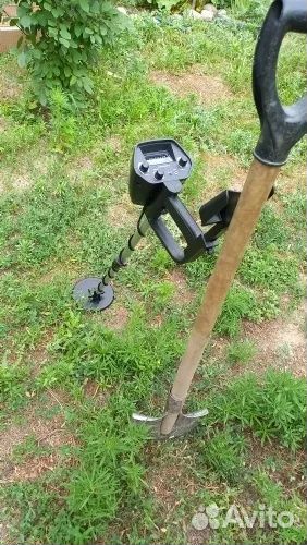 Металлоискатель новый