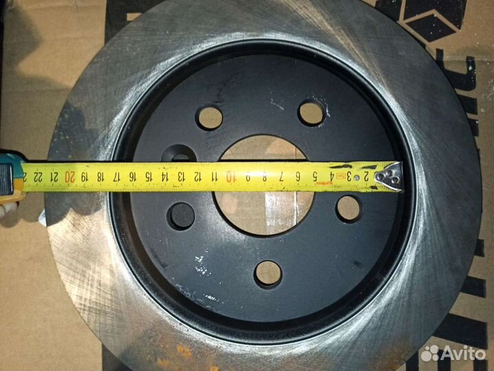 Диск тормозной задний на Volvo S60 S80 XC70