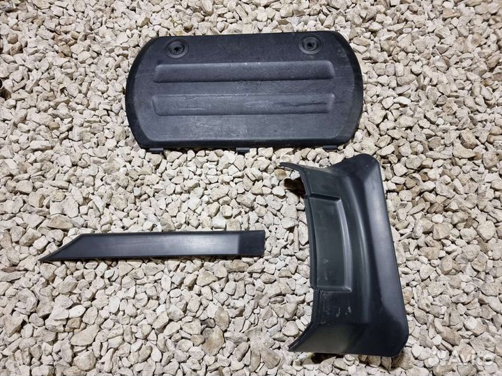 Накладка багажника Паджеро 4