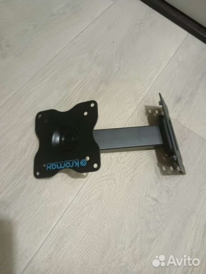 Кронштейн поворотный