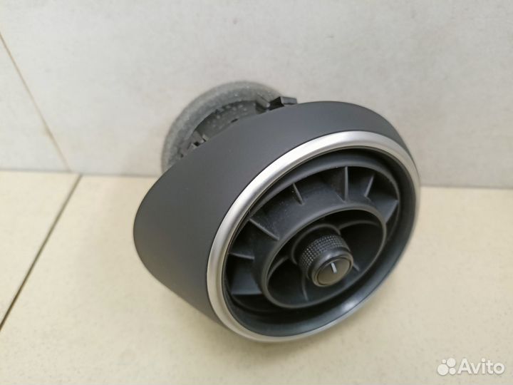 Дефлектор воздушный A1 2010