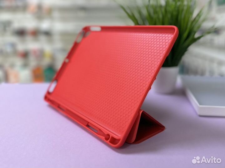 Чехол на iPad 5/6 9.7 (Apple Pencil Slot)