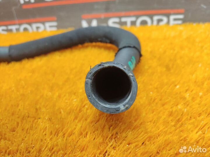 Патрубок системы охлаждения Mercedes-Benz