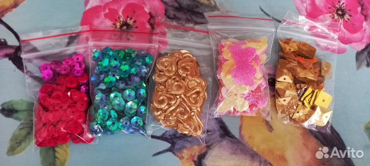 Глаза для игрушек, бусины, пайетки и тд