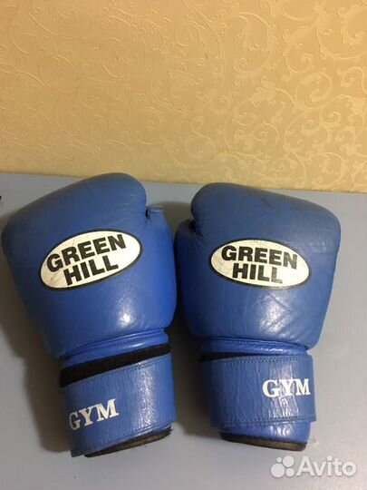 Перчатки боксёрские, напульсники спортивные