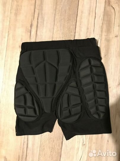 Защитные шорты