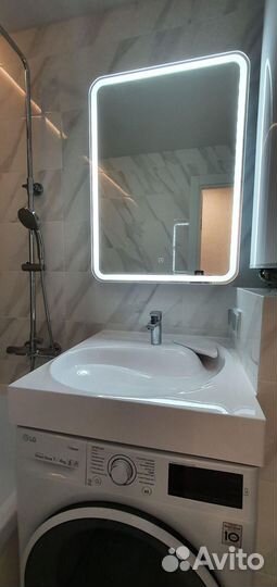 Зеркало шкаф в ванную с розеткой